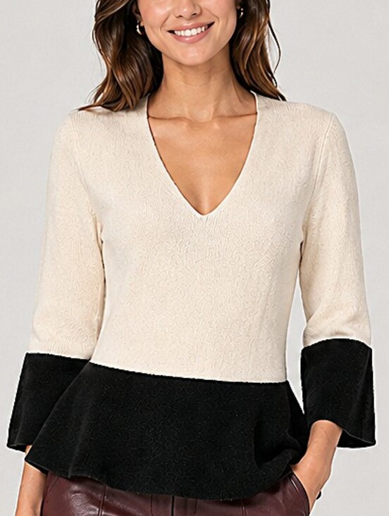 Banana Republic Sweaters - Banana Republic Cashmere wool blend V neck peplum sweater L minimalist feminine